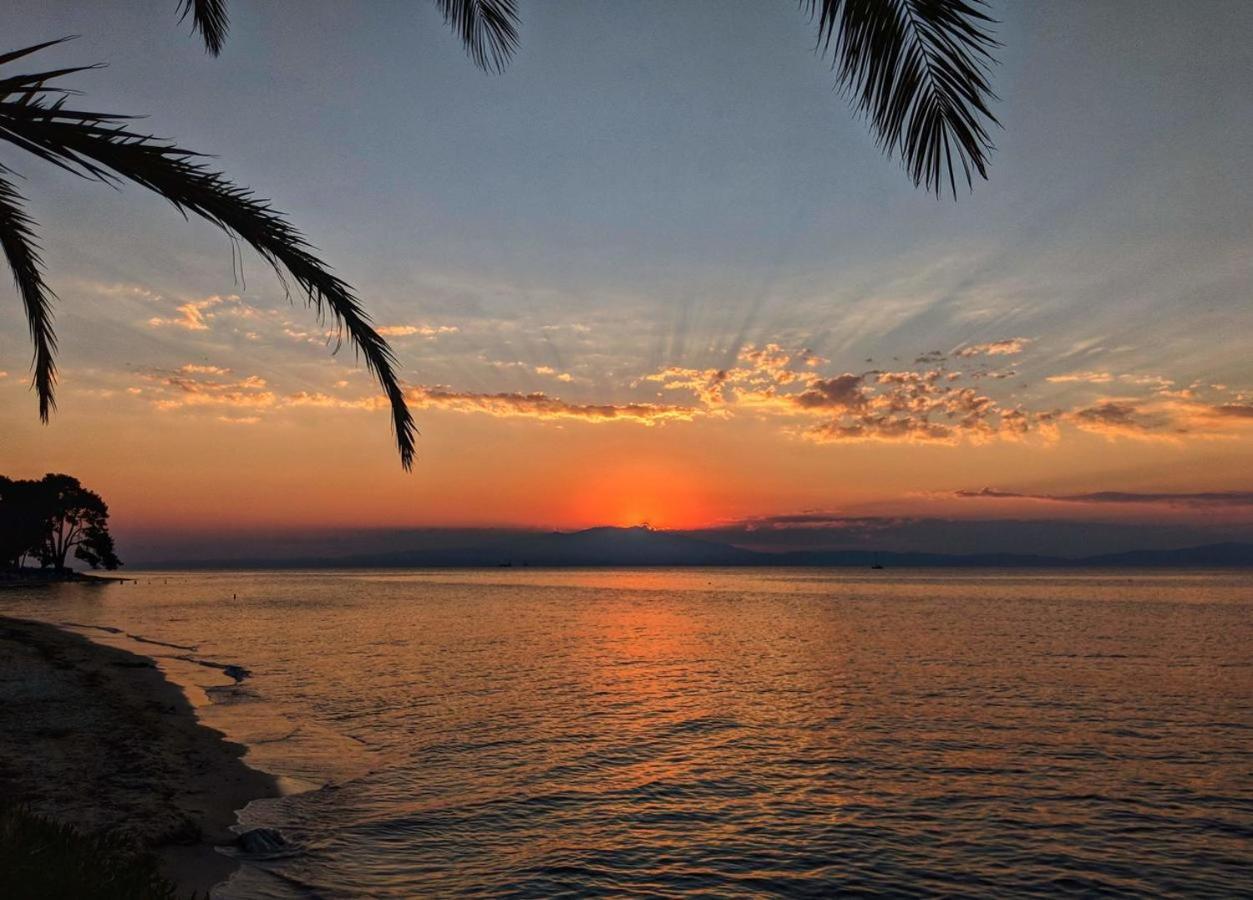 Seaside Deluxe Apartment Skala Kallirakhis Bagian luar foto